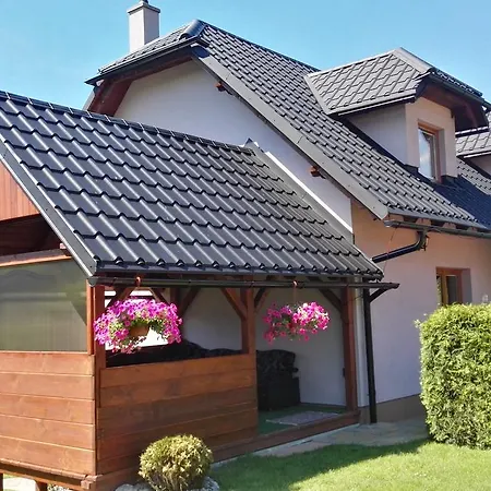U Tenisoveho Kurtu Apartament *