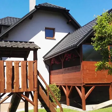 Apartament U Tenisoveho Kurtu